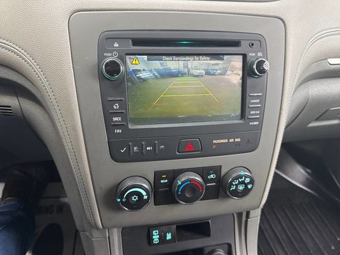 Used 2013 Chevrolet Traverse LS image 15