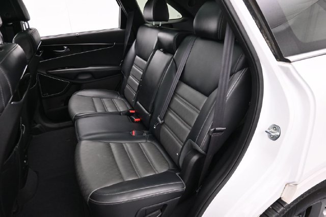 Used 2016 Kia Sorento SX w/ SXL Technology Package AWD/4WD image 28