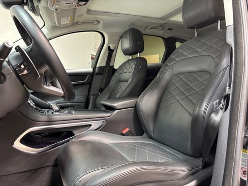 Used 2023 Jaguar F-PACE S image 22