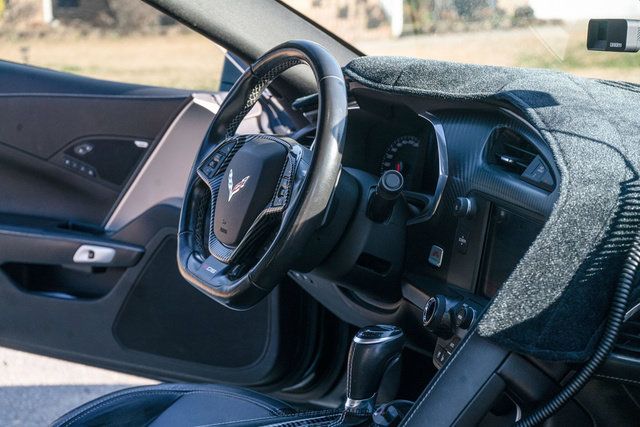 Used 2019 Chevrolet Corvette Z06 RWD image 26