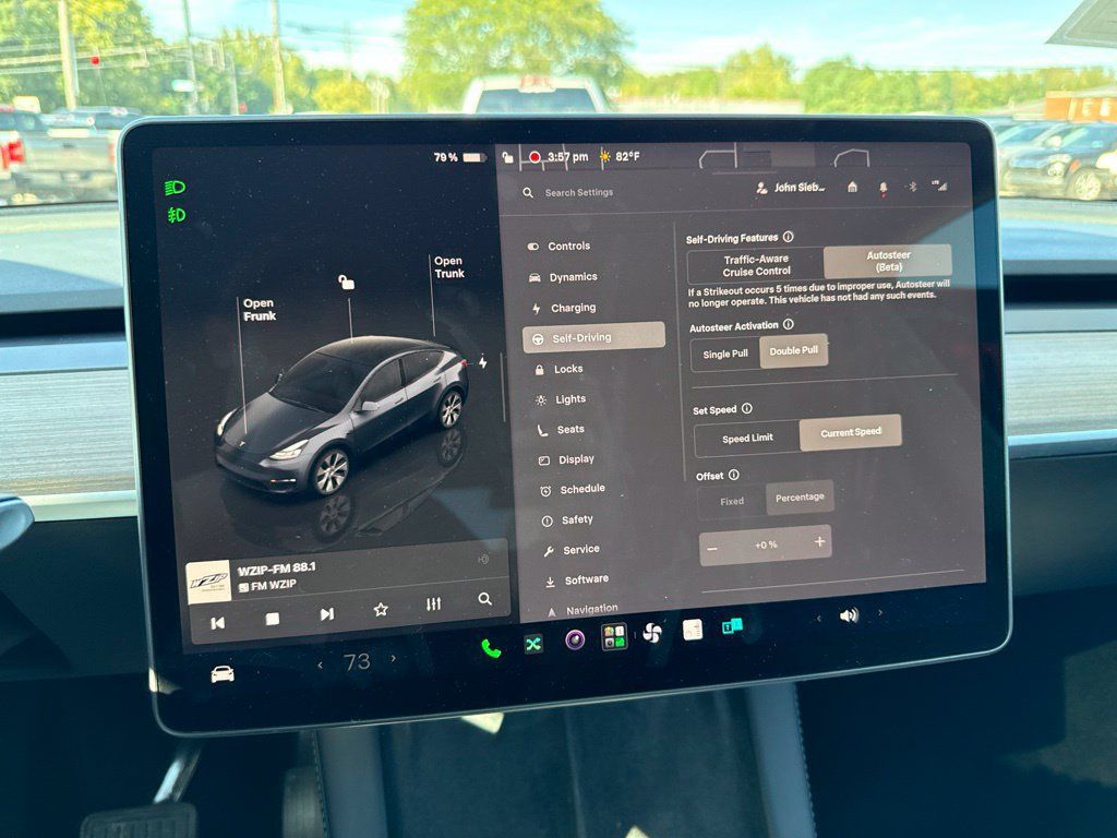 Used 2023 Tesla Model Y Long Range AWD/4WD image 31
