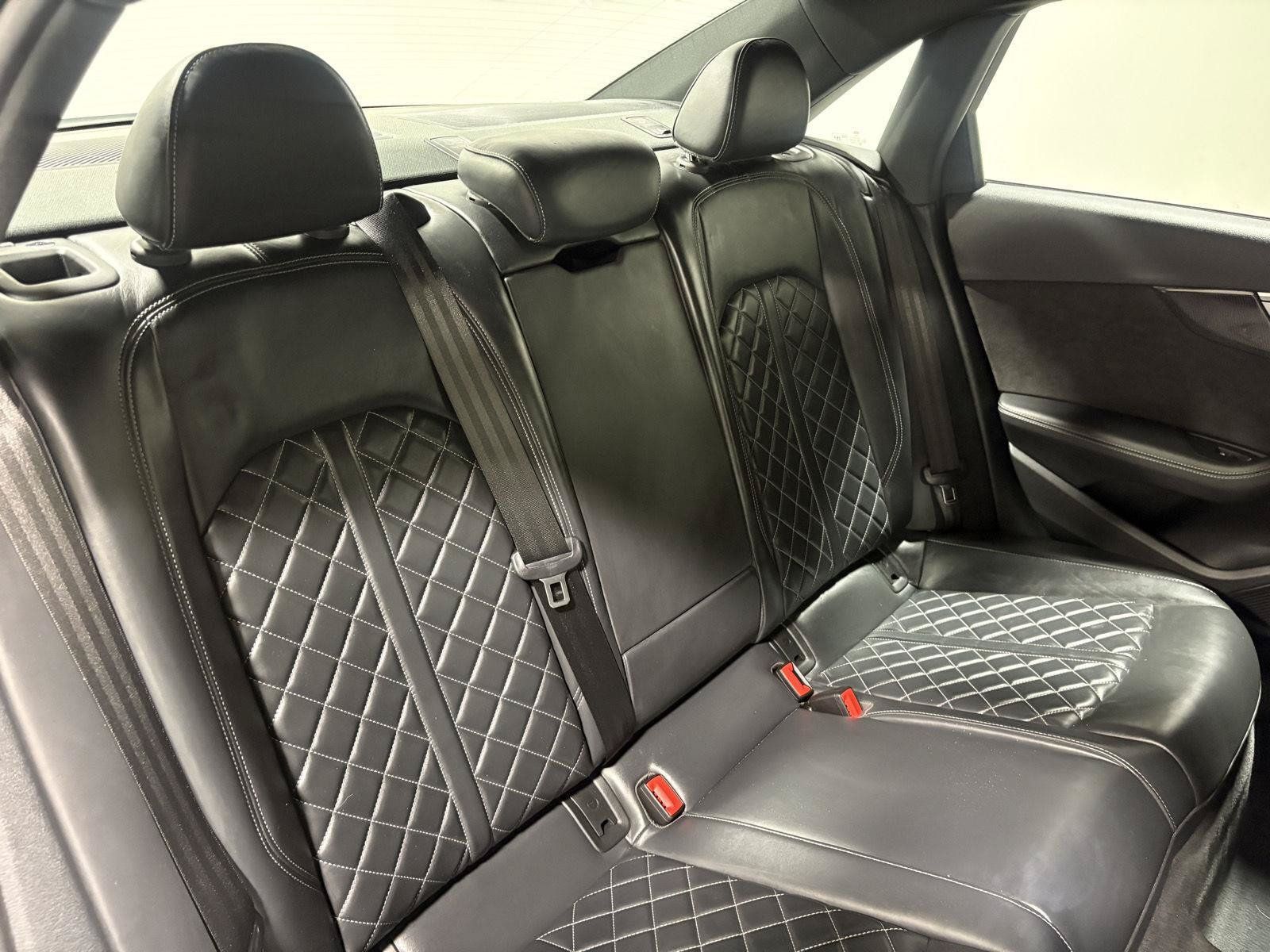 Used 2019 Audi S4 Prestige AWD/4WD image 11