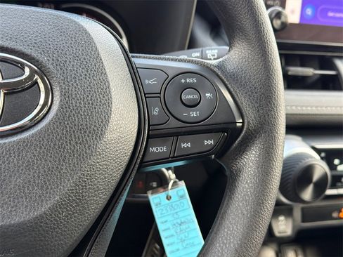 Used 2023 Toyota RAV4 LE image 22