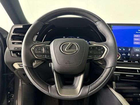 Used 2026 Lexus RX 350 Premium w/ Convenience Package FWD image 27