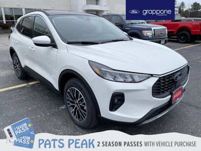 New 2026 Ford Escape SE