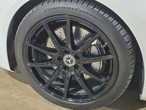 Used 2018 Mercedes-Benz S 560 4MATIC Sedan image 46