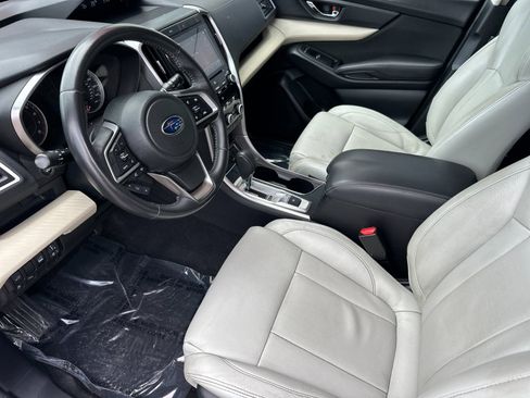 Used 2019 Subaru Ascent Premium w/ Popular Package #3 image 9