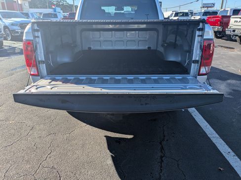 Used 2017 RAM 1500 Express image 27