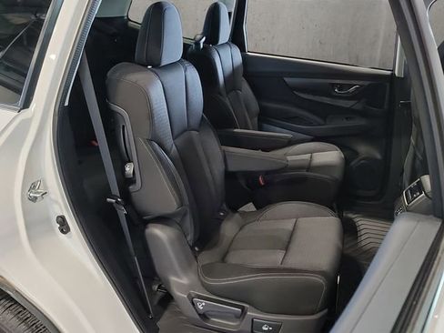 Certified 2025 Subaru Ascent Premium image 35