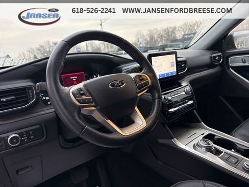 Used 2022 Ford Explorer Limited w/ Equipment Group 301A image 13