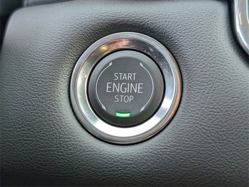 New 2026 GMC Canyon Elevation w/ Convenience Package image 15