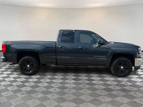 Used 2019 Chevrolet Silverado 1500 LT AWD/4WD image 8