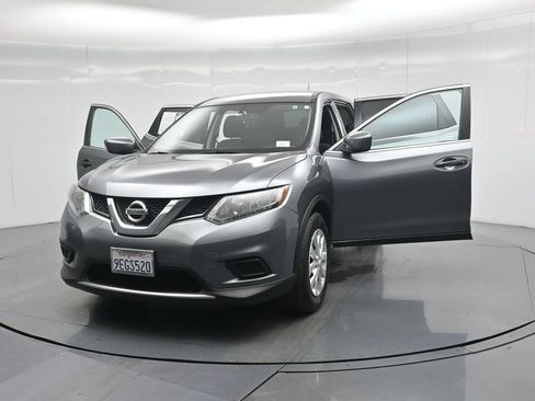 Used 2016 Nissan Rogue S image 28
