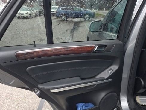 Used 2010 Mercedes-Benz ML 350 4MATIC image 25