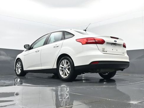 Used 2017 Ford Focus SE image 21