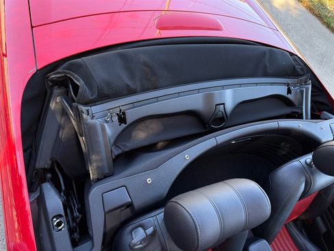 Used 2004 Ford Thunderbird image 61