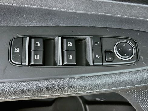 Used 2022 Kia Forte GT-Line w/ GT-Line Technology Package FWD image 15