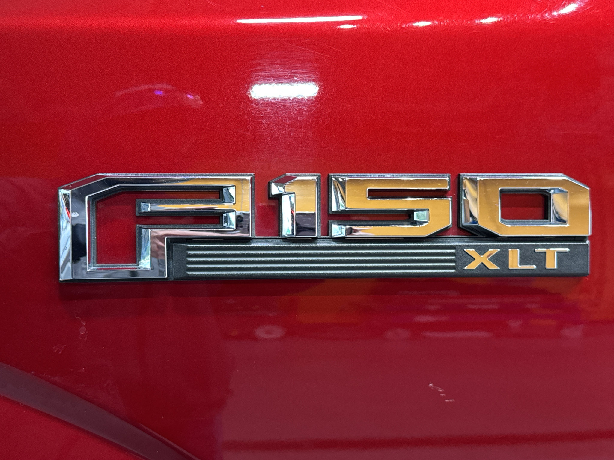 Used 2015 Ford F150 XLT w/ Equipment Group 301A Mid AWD/4WD image 10