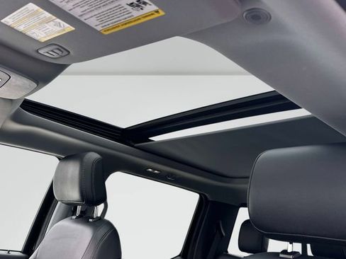 Used 2022 Ford F150 Lariat image 15