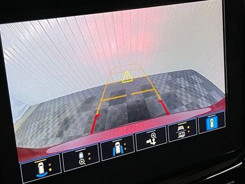 Used 2023 Chevrolet Traverse High Country image 23