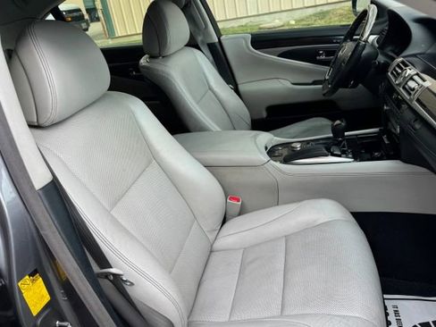 Used 2013 Lexus LS 460 image 29