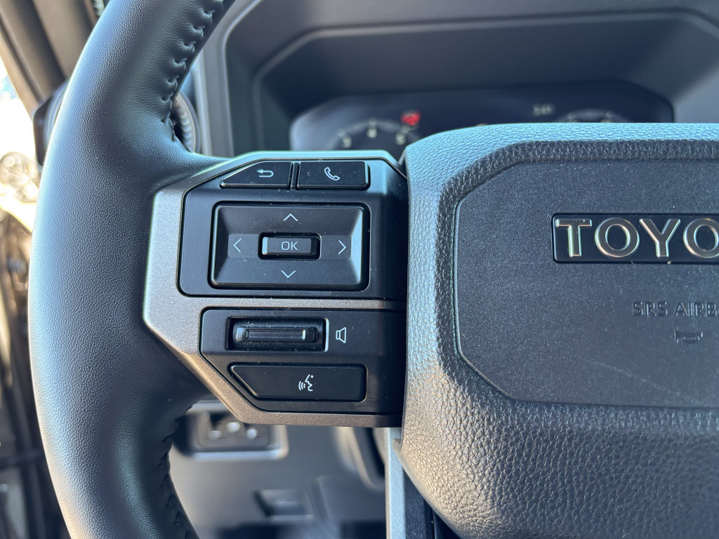 Used 2025 Toyota Land Cruiser w/ Premium Package AWD/4WD image 33