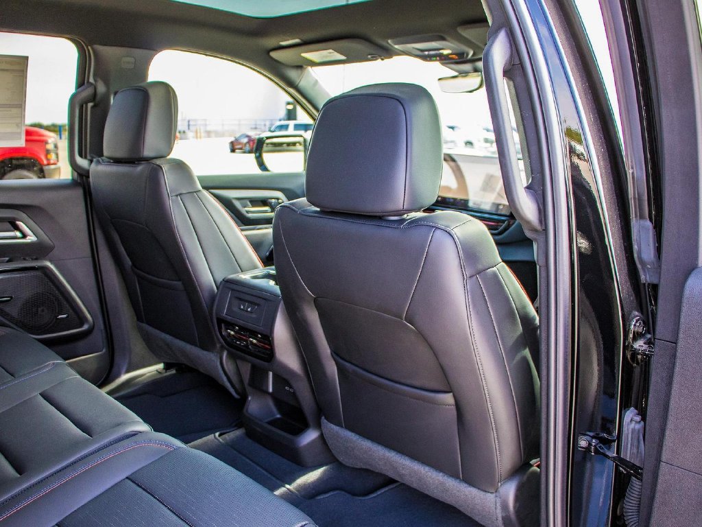 Used 2024 Chevrolet Silverado EV RST AWD/4WD image 24