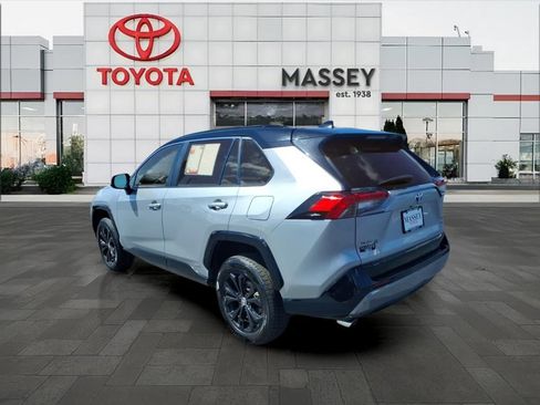 Used 2023 Toyota RAV4 XSE AWD/4WD image 5