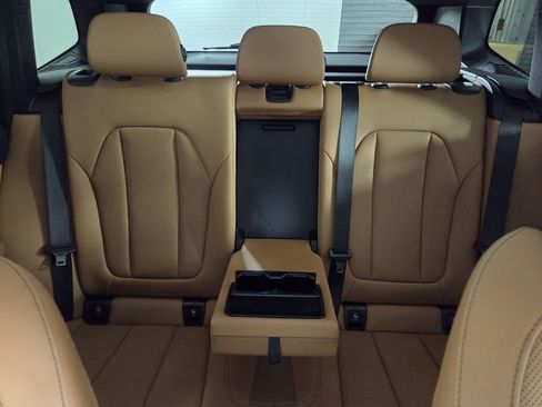 Used 2024 BMW X3 sDrive30i w/ Convenience Package RWD image 23
