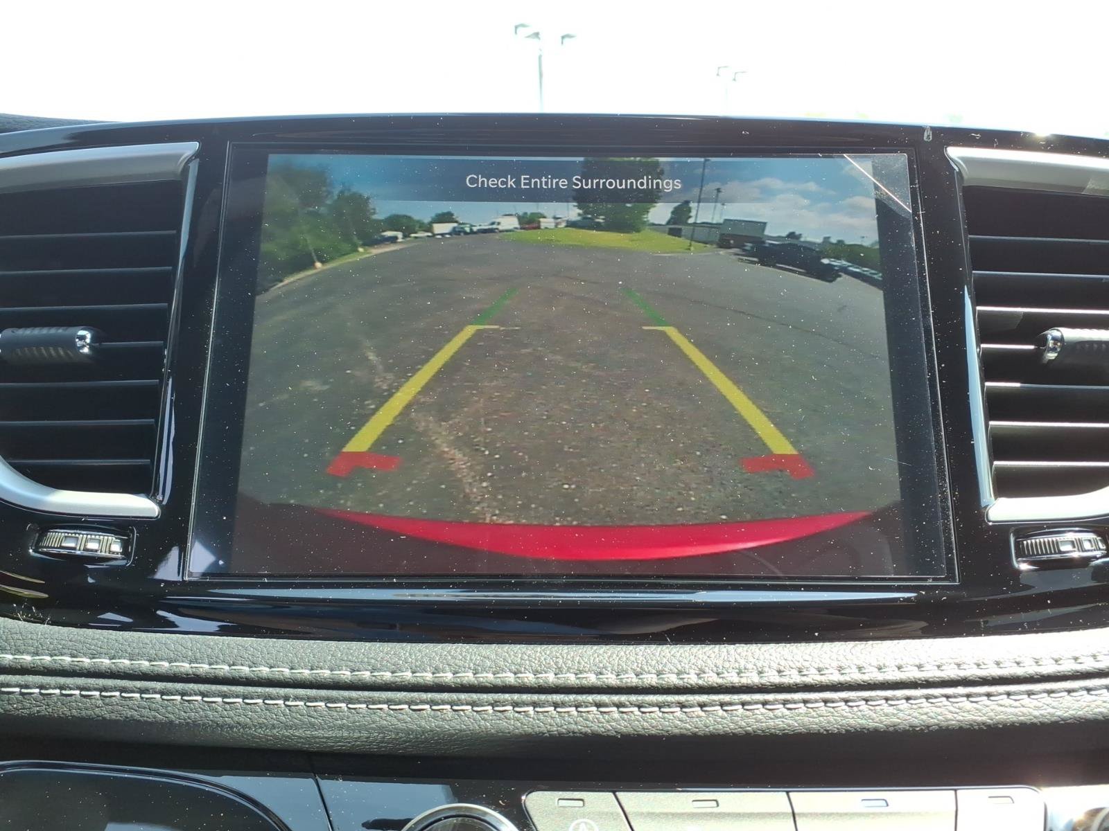 New 2027 Chrysler Pacifica Select FWD image 24