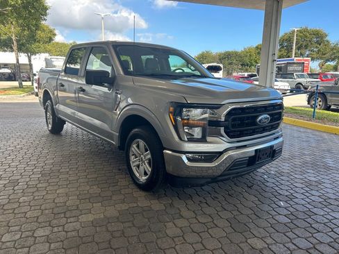 Used 2023 Ford F150 XLT image 2