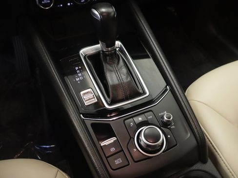 Used 2018 MAZDA CX-5 Touring image 16