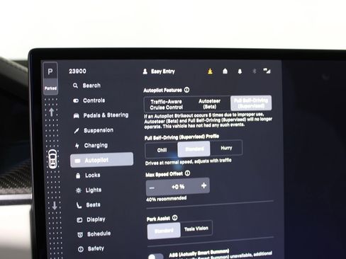 Used 2022 Tesla Model X Plaid image 22