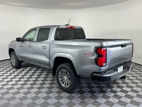 New 2025 Chevrolet Colorado LT w/ LT Convenience Package AWD/4WD image 5
