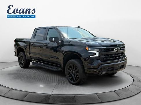Used 2024 GMC Sierra 1500 AT4 w/ Technology Package AWD/4WD image 10