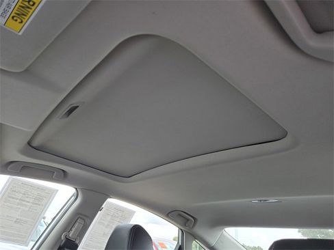 Used 2019 Honda Civic EX-L image 13