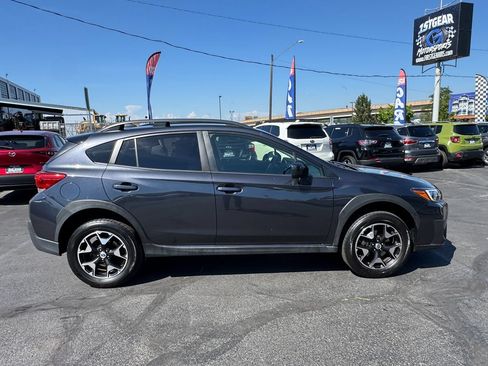 Used 2018 Subaru Crosstrek 2.0i Premium AWD/4WD image 11