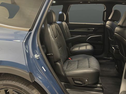 Used 2025 Kia Telluride SX X-Line AWD/4WD image 24