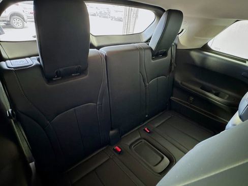 Certified 2026 INFINITI QX60 Luxe w/ Cargo Package FWD image 29