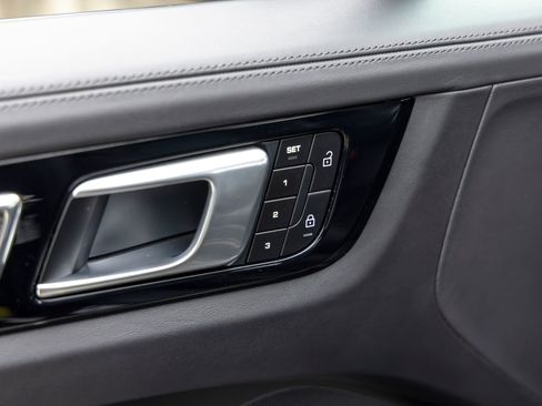 Certified 2023 Porsche Cayenne GTS AWD/4WD image 21