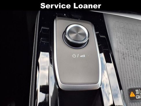 New 2026 Buick Enclave Sport Touring w/ Power Package FWD image 9