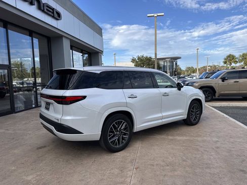 Used 2025 Lexus TX 350 AWD image 3