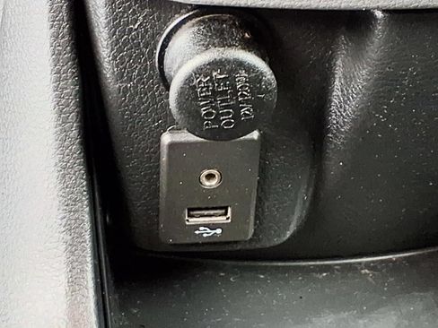 Used 2018 Nissan NV200 SV FWD image 23