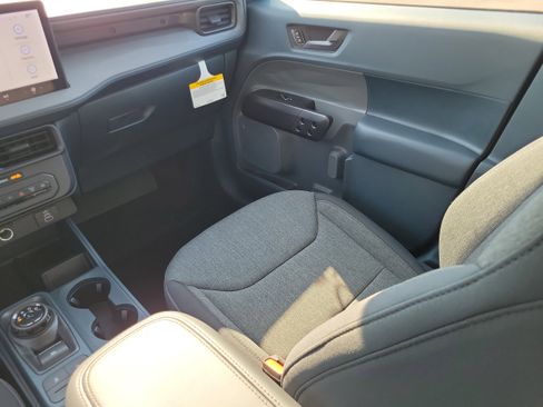 New 2025 Ford Maverick XLT w/ Black Appearance Package image 14