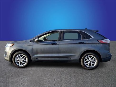 Used 2024 Ford Edge SEL image 7