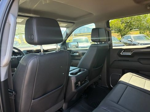 Used 2023 Chevrolet Silverado 1500 LT Trail Boss w/ LT Trail Boss Premium Package AWD/4WD image 20