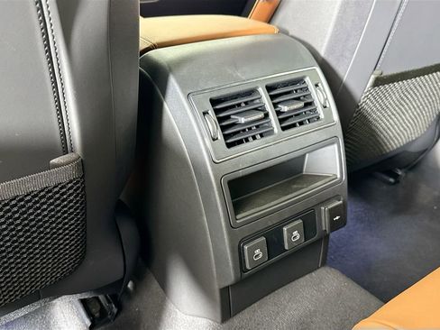 Used 2025 Jaguar F-PACE R-Dynamic S image 16