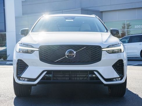 New 2026 Volvo XC60 B5 Ultra w/ Protection Package Premier image 2
