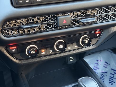 Certified 2023 Honda HR-V Sport image 23