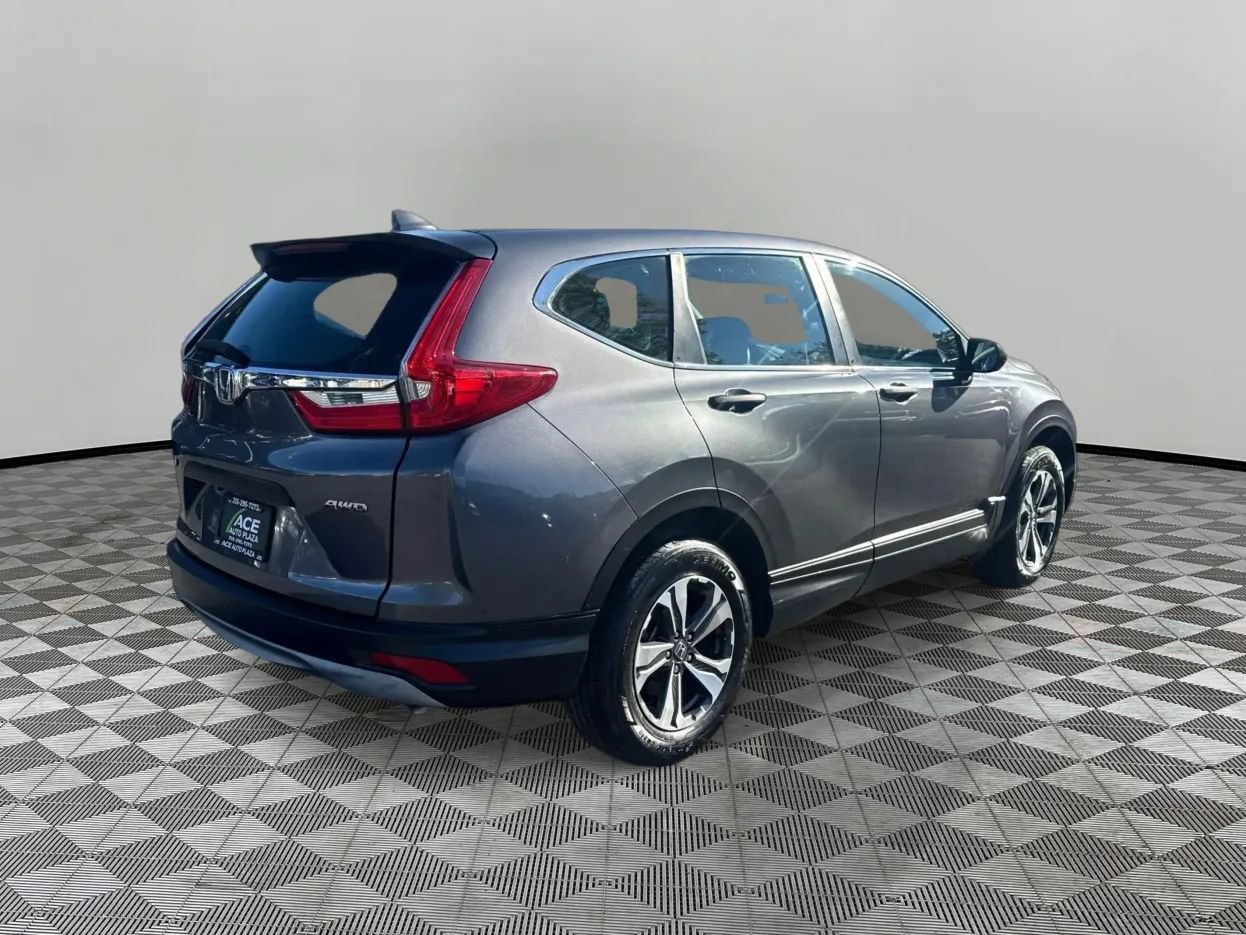 Used 2017 Honda CR-V LX image 5